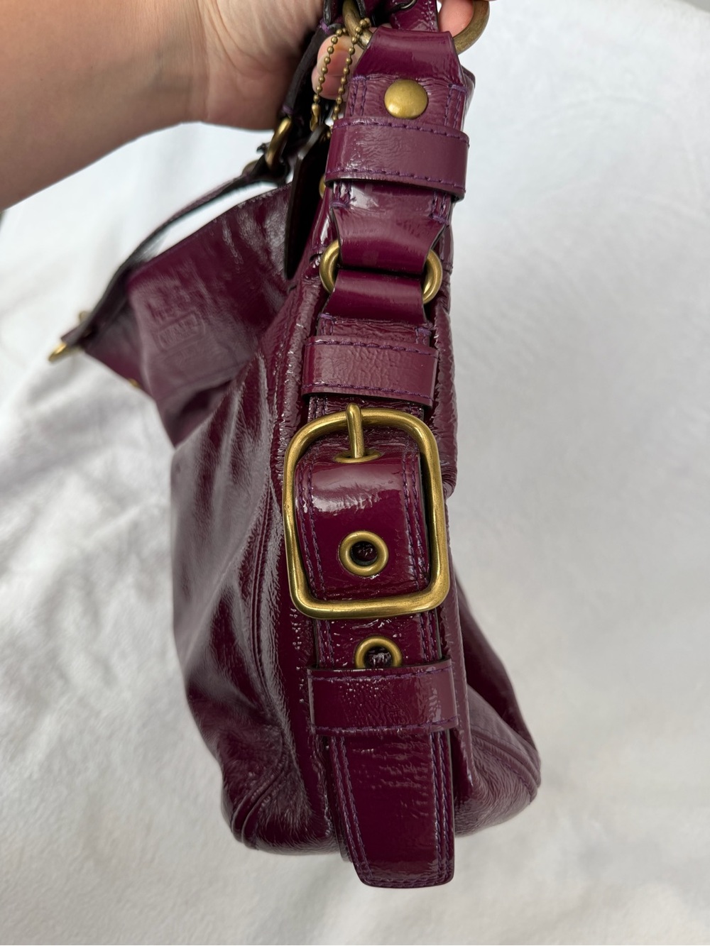 Coach Large Patent Zoe - Picture 14 of 16